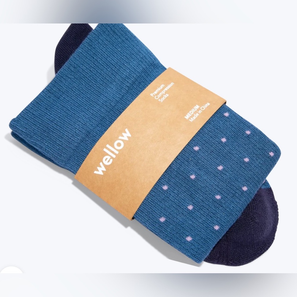 NWT NEW wellow Premium Compression Socks Cobalt Blue Dot Size LARGE WIDE CALF